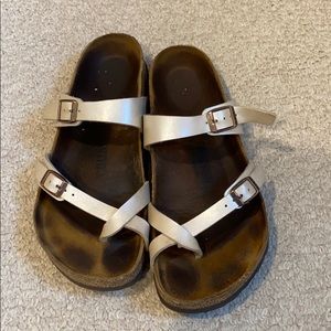Birkenstock Mayari sandal